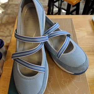 Dansko Hazel Suede Criss-Cross Slip Ons - Size 39